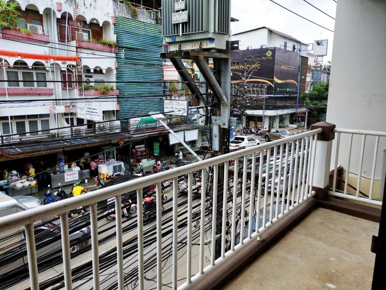 City Home Guest House 清莱 外观 照片
